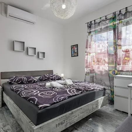 With Sea View Or Outdoor Jacuzzi *