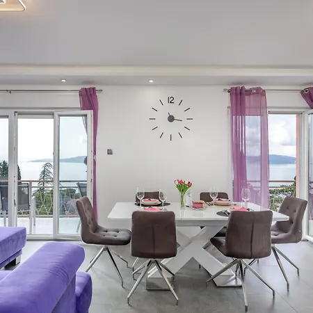 With Sea View Or Outdoor Jacuzzi Διαμέρισμα