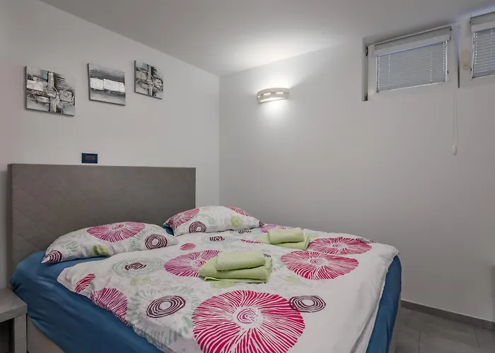 With Sea View Or Outdoor Jacuzzi Daire *