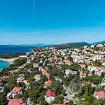 With Sea View Or Outdoor Jacuzzi *