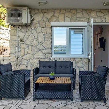 アパート With Sea View Or Outdoor Jacuzzi ノヴィ・ヴィノドロスキー
