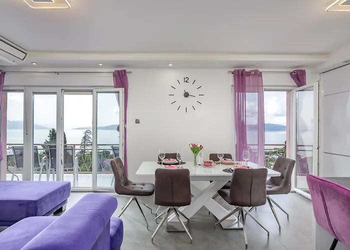 With Sea View Or Outdoor Jacuzzi Apartment